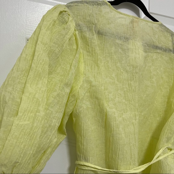 H&M Yellow Wrap Blouse - Picture 5 of 5